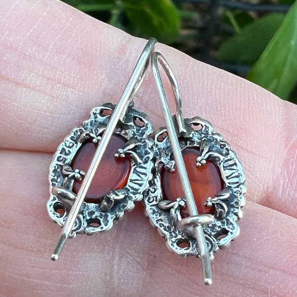 VINTAGE 925 STERLING SLVR OVAL AMBER SMALL ORNATE EARRINGS DROP DANGLE WIRE LOCK - Picture 11 of 16